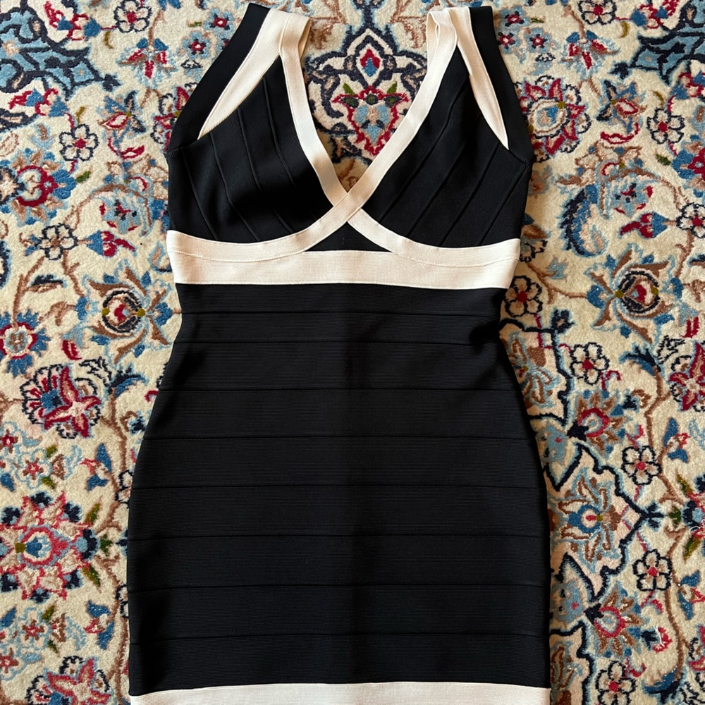 Herve Leger Black and White fitted dress